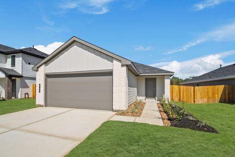 961 Sutherland Falls Conroe TX 77303