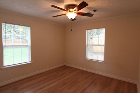 Tiny photo for 6630 Corbin Street, Houston, TX 77055 (MLS # 18885147)