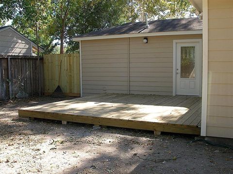 Tiny photo for 6630 Corbin Street, Houston, TX 77055 (MLS # 18885147)