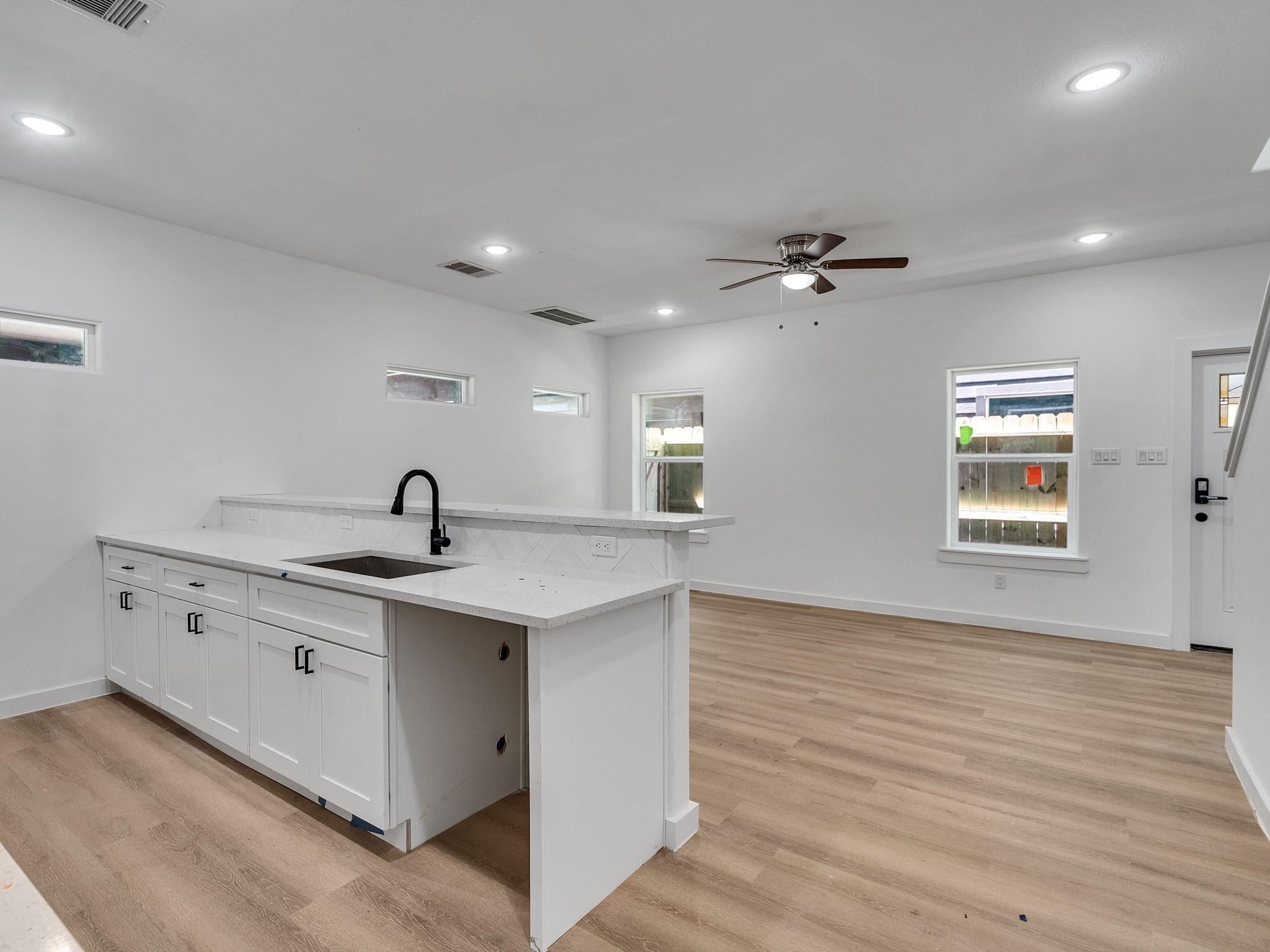 7428 Laura Koppe Rd b