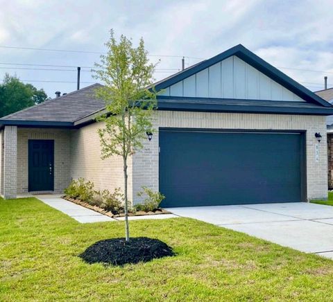 Photo of 834 Redinger Ridge Drive, Houston, TX 77336 (MLS # 26426949)