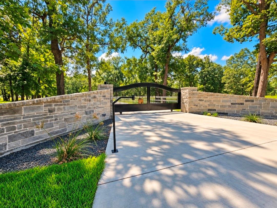 570 County Road 6510