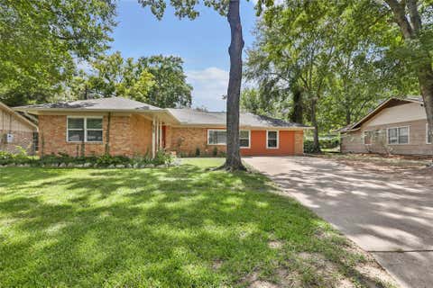 Photo of 1711 N Thompson Street, Conroe, TX 77301 (MLS # 52396113)