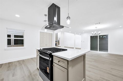 Tiny photo for 14411 Briarhills Parkway, Houston, TX 77077 (MLS # 91076307)