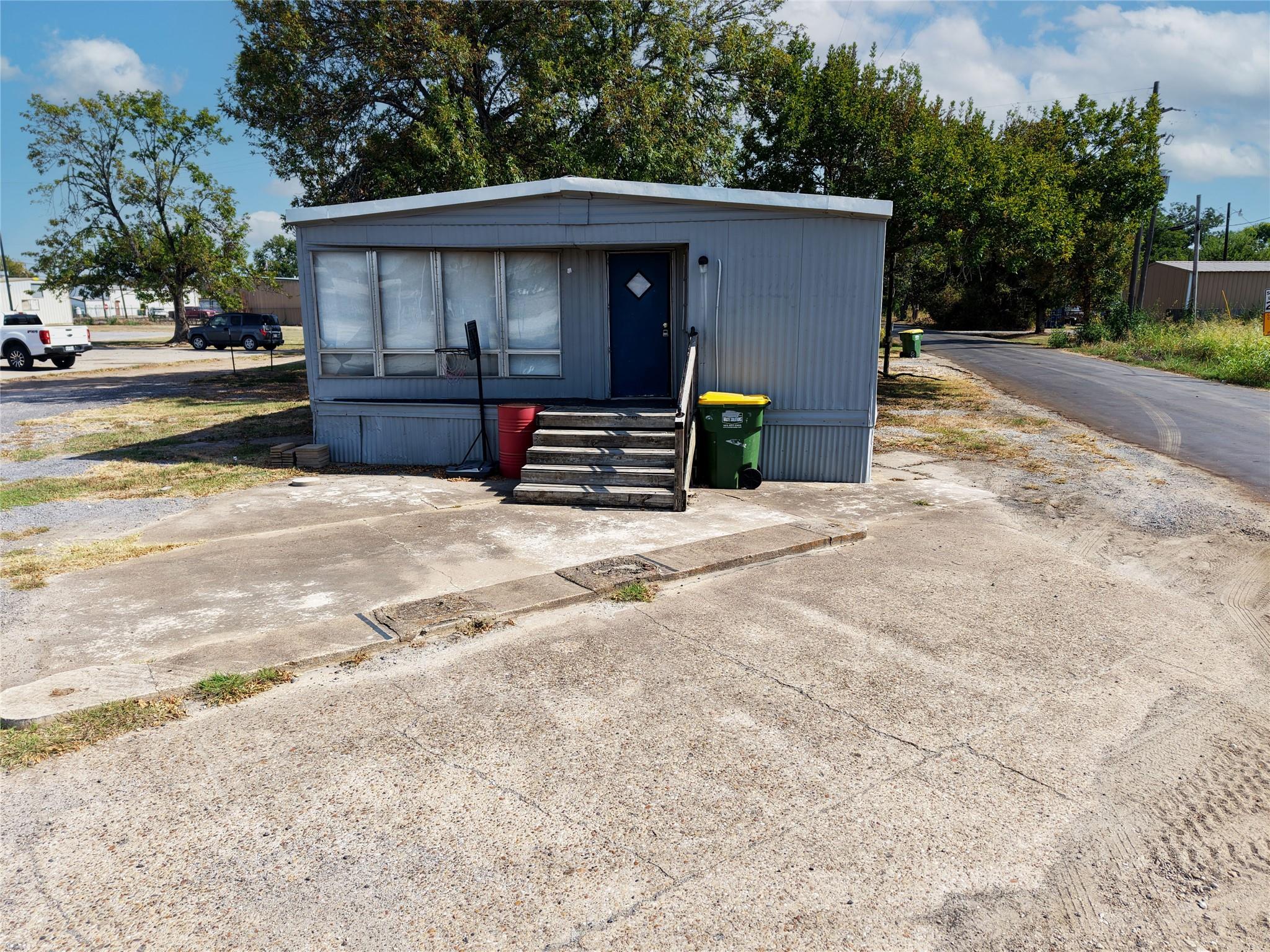 225 Main Street
