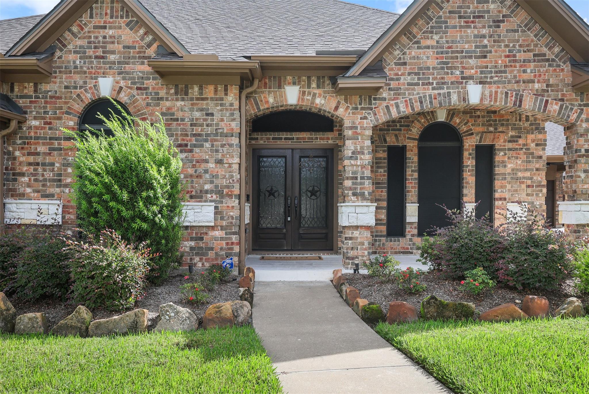 2214 W Lonesome Dove Drive
