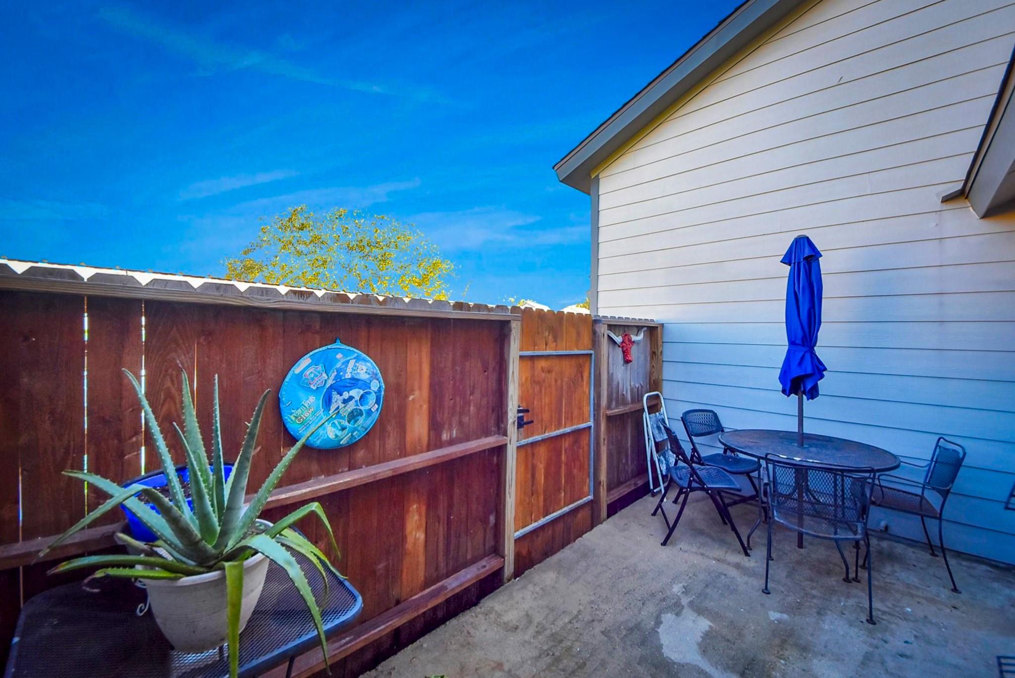 1989 Country Village Boulevard B