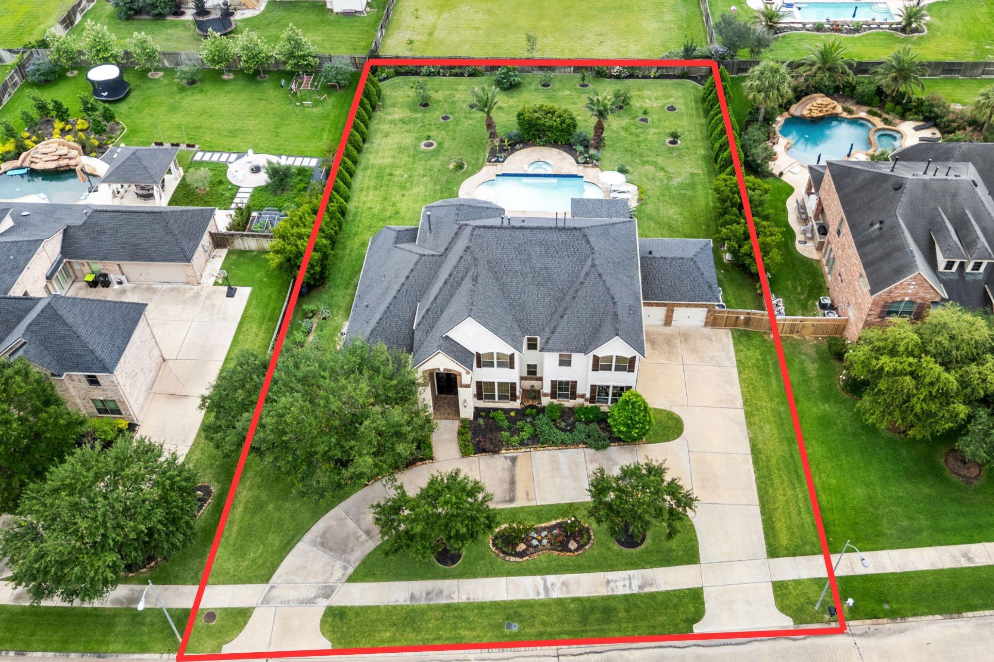 6011 Cross Creek Harbor Lane