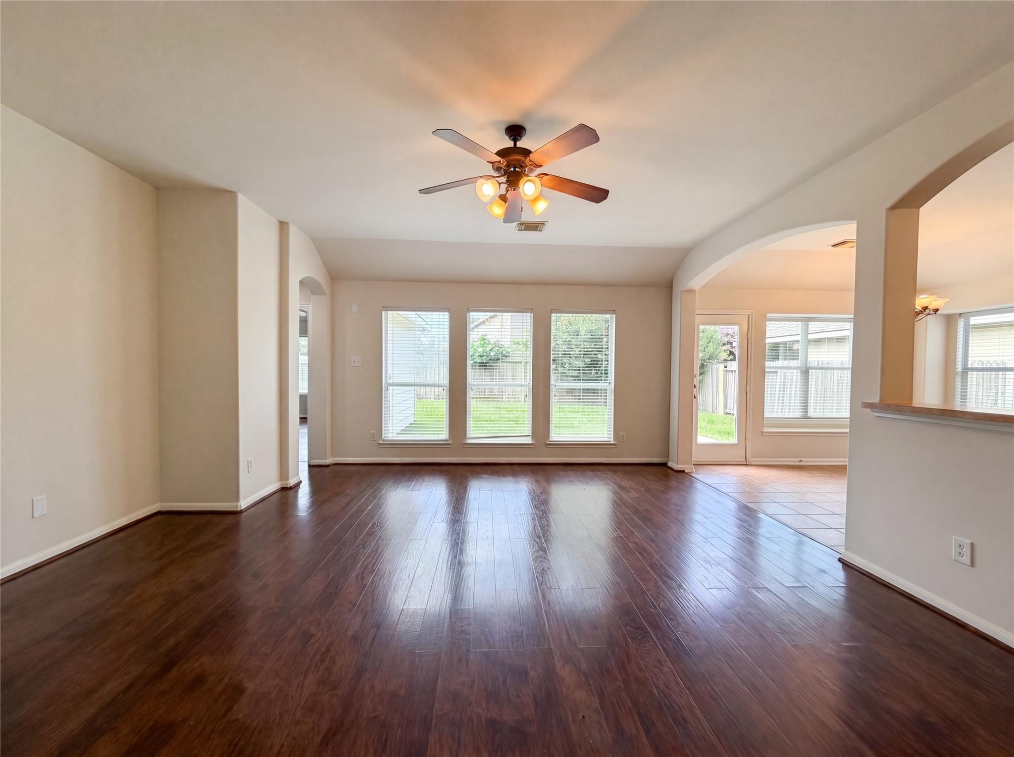6843 Tammany Manor Lane