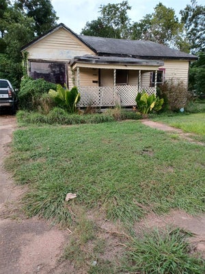 1106 W MILAM ST, WHARTON, TX 77488 - Image ffcb2c76f1a2e19ddf491db1a1c2ec68/2751717328