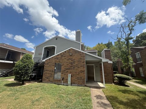 Photo of 7200 W T C Jester Boulevard #2601, Houston, TX 77088 (MLS # 2716528)
