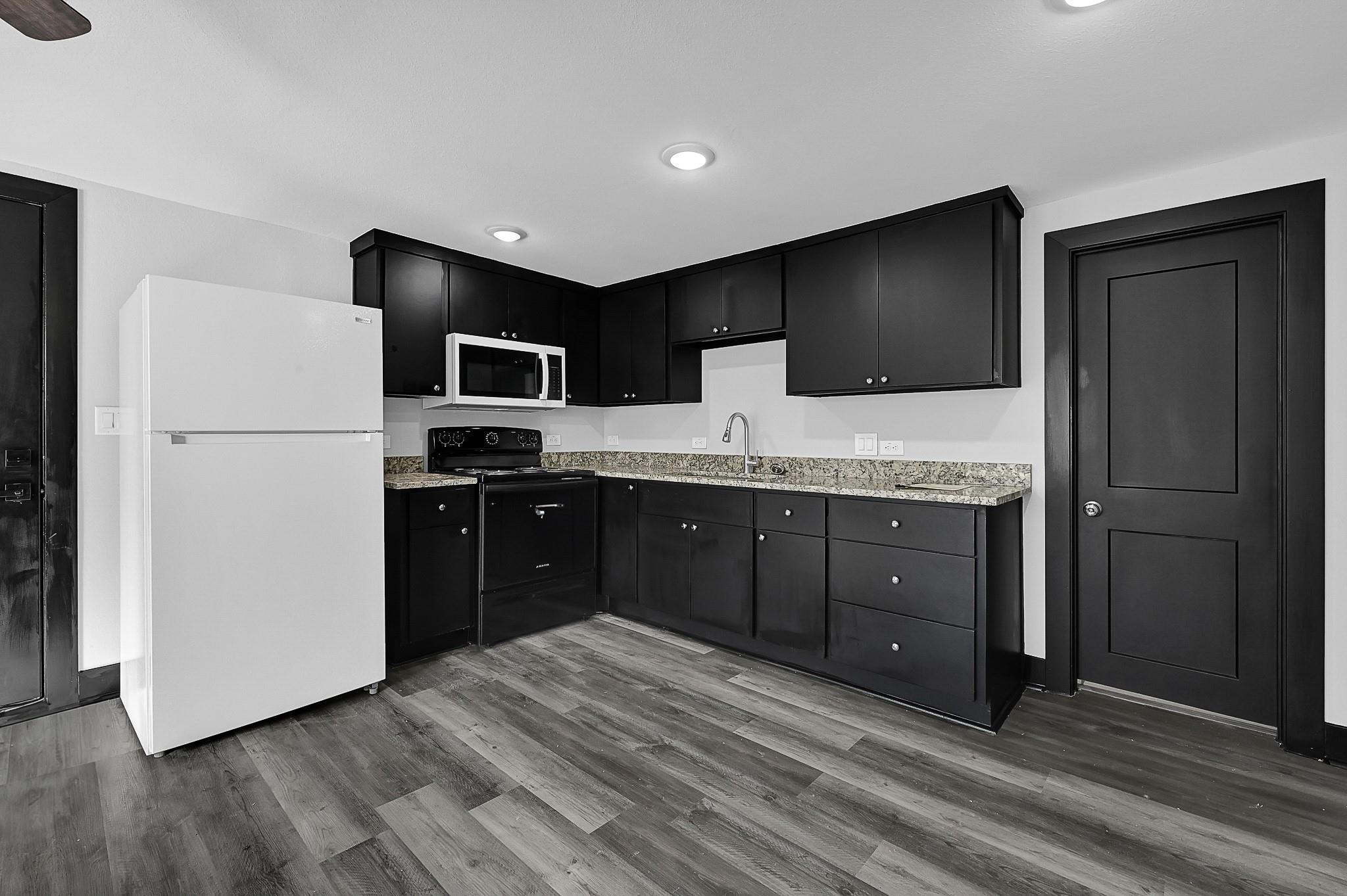 1313 10th Street 4