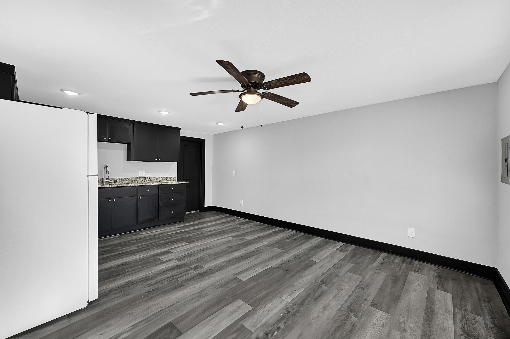 1313 10th Street 4
