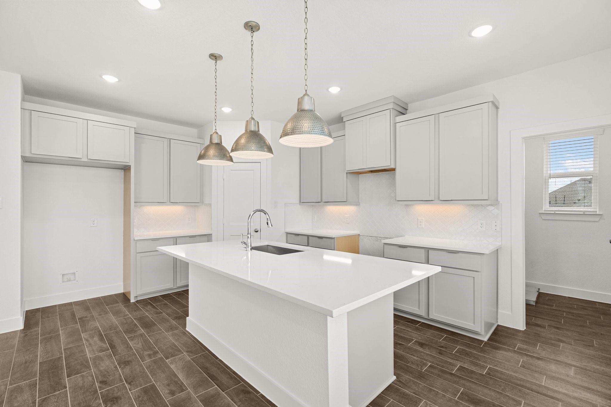 15807 Invergelder Drive