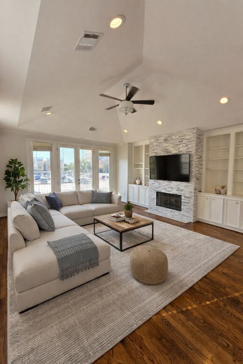 Photo of 1714 Roy Street, Houston, TX 77007 (MLS # 9019340)