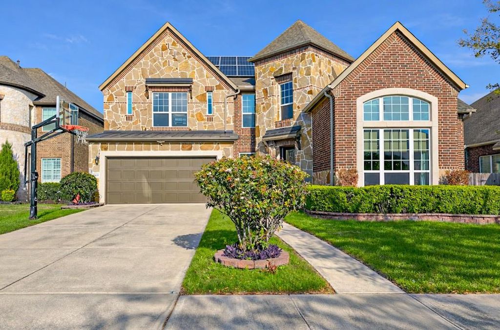 Photo of 4415 Rolling Field Lane, Sugar Land, TX 77479 (MLS # 11762879)