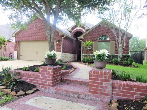 Photo of 18911 Cove Mill Lane, Cypress, TX 77433 (MLS # 46303633)