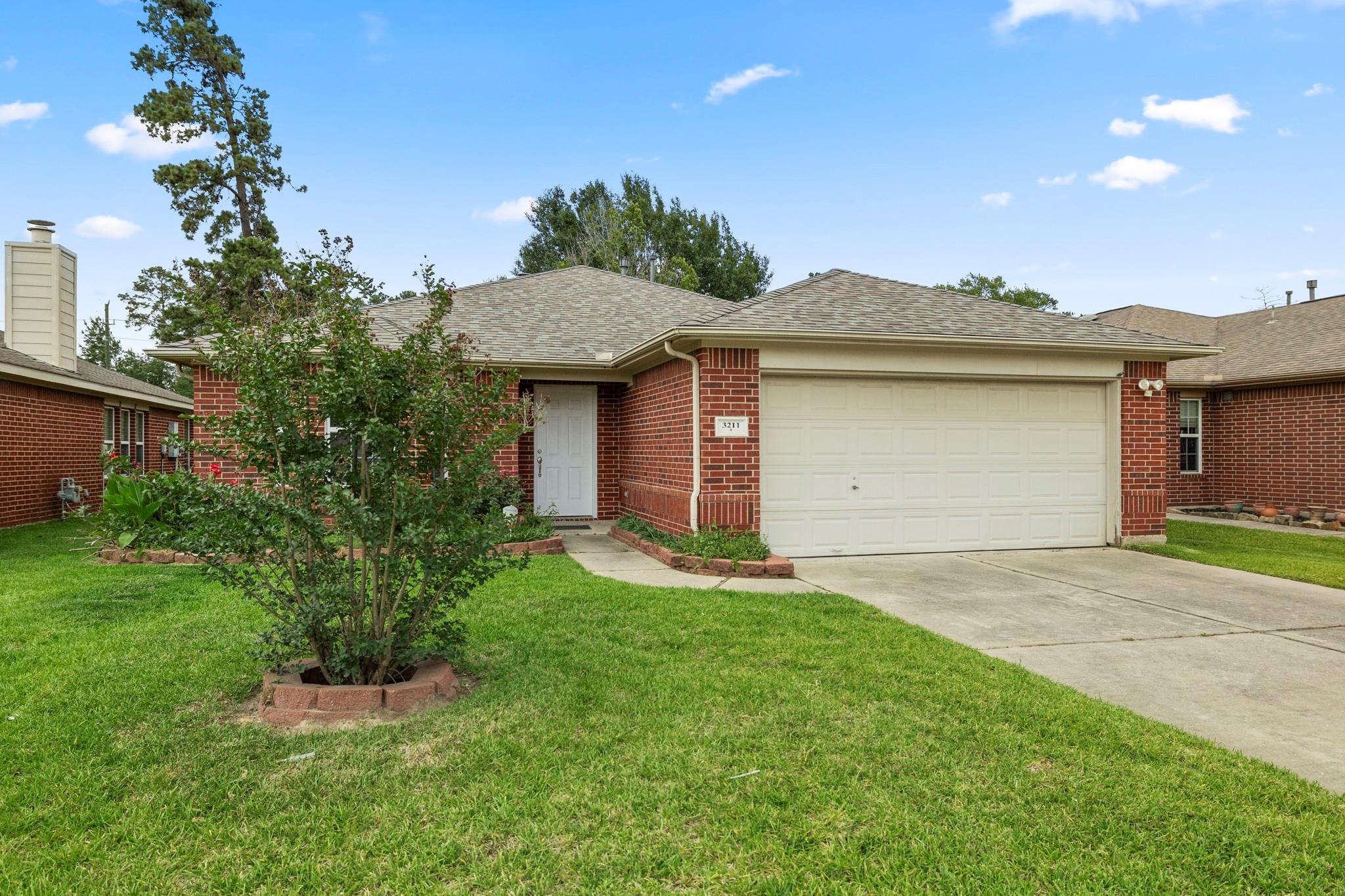 3211 Falcon Trail Drive