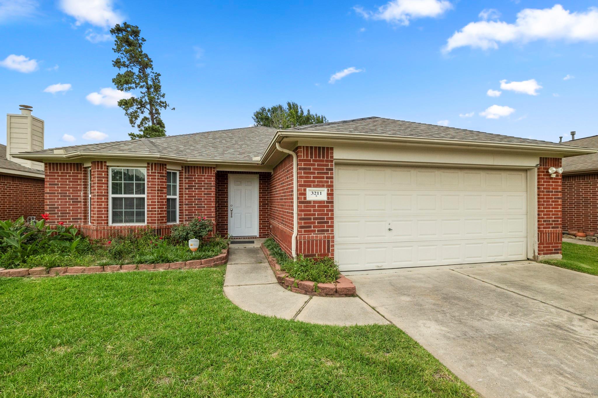 3211 Falcon Trail Drive