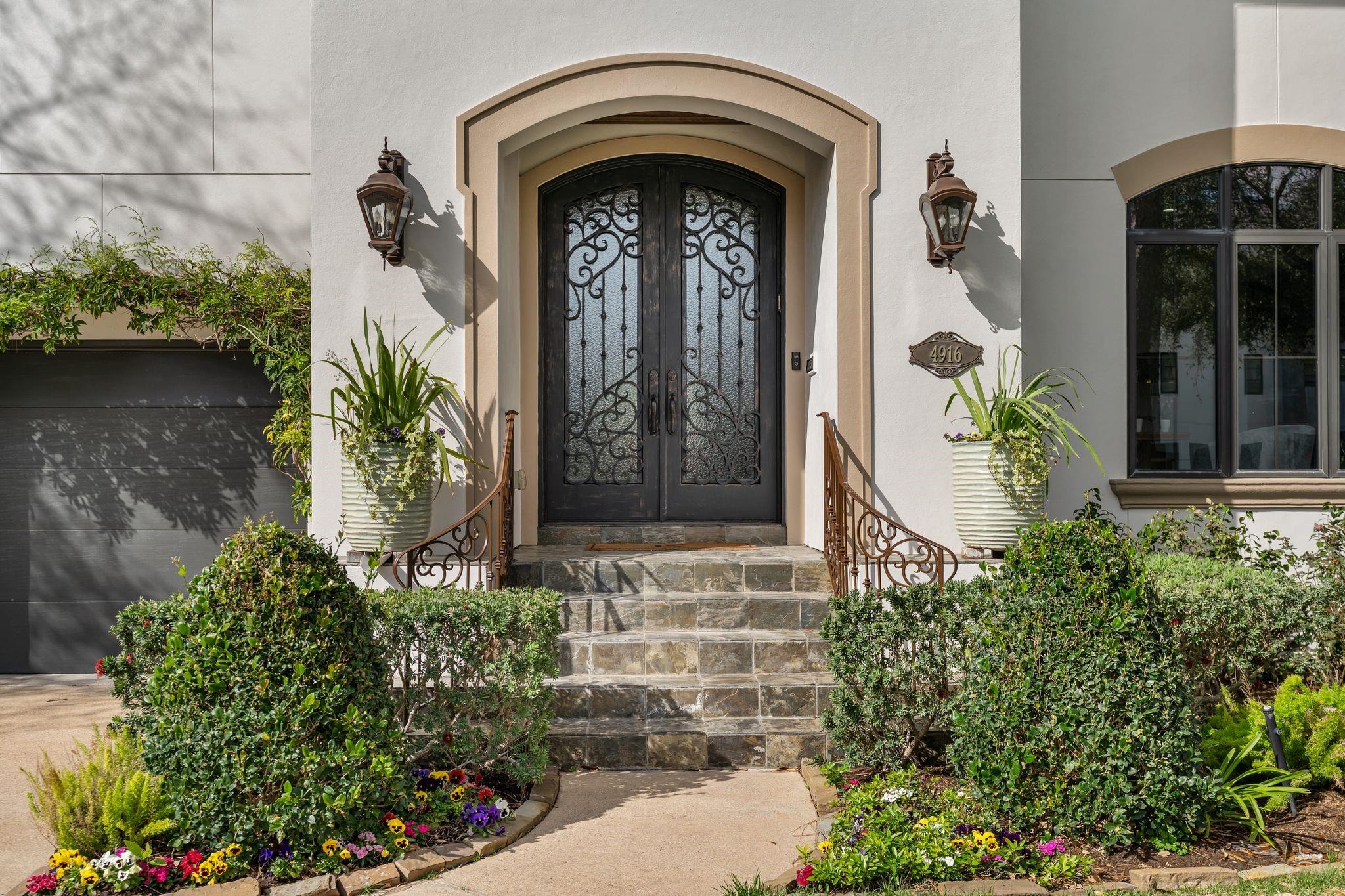 4916 Valerie Street