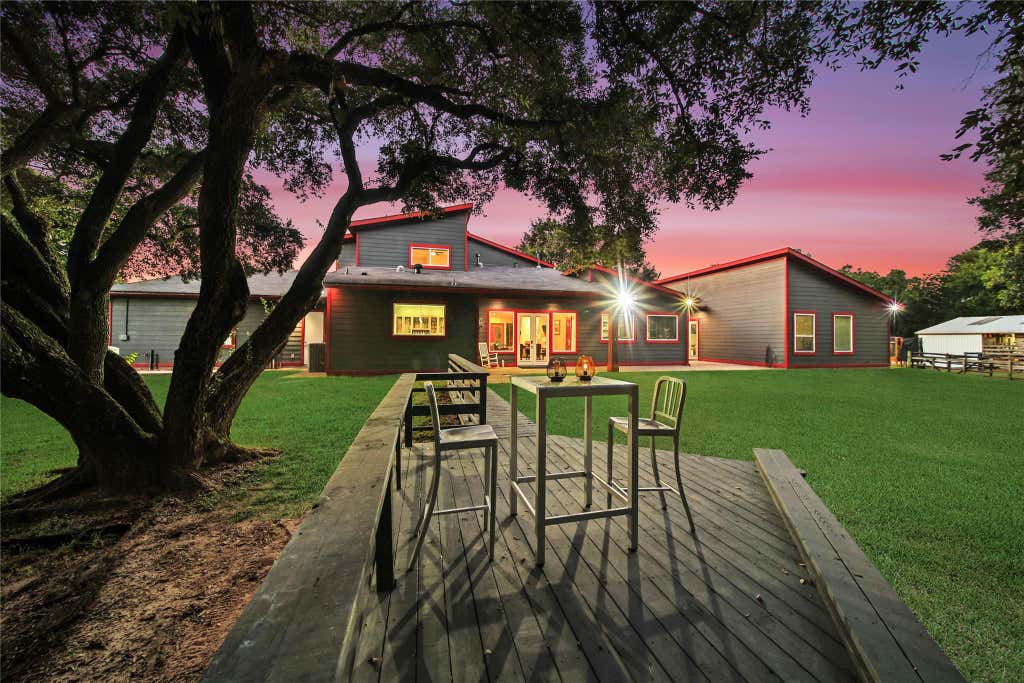 Photo of 2531 S Cherry Street, Tomball, TX 77375 (MLS # 50065304)