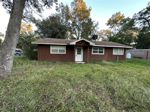 Photo of 463 W Taylor Lake Circle, Livingston, TX 77351 (MLS # 72703481)