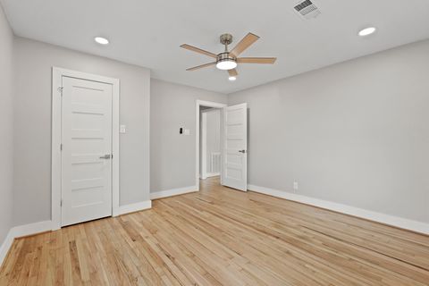 Tiny photo for 5451 Redstart Street, Houston, TX 77096 (MLS # 70413893)