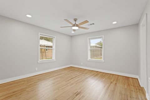Tiny photo for 5451 Redstart Street, Houston, TX 77096 (MLS # 70413893)