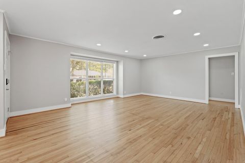 Tiny photo for 5451 Redstart Street, Houston, TX 77096 (MLS # 70413893)