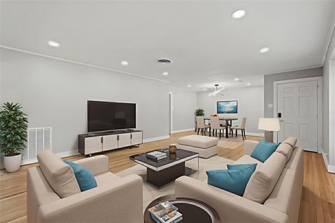 Tiny photo for 5451 Redstart Street, Houston, TX 77096 (MLS # 70413893)
