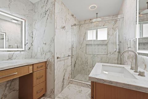Tiny photo for 5451 Redstart Street, Houston, TX 77096 (MLS # 70413893)