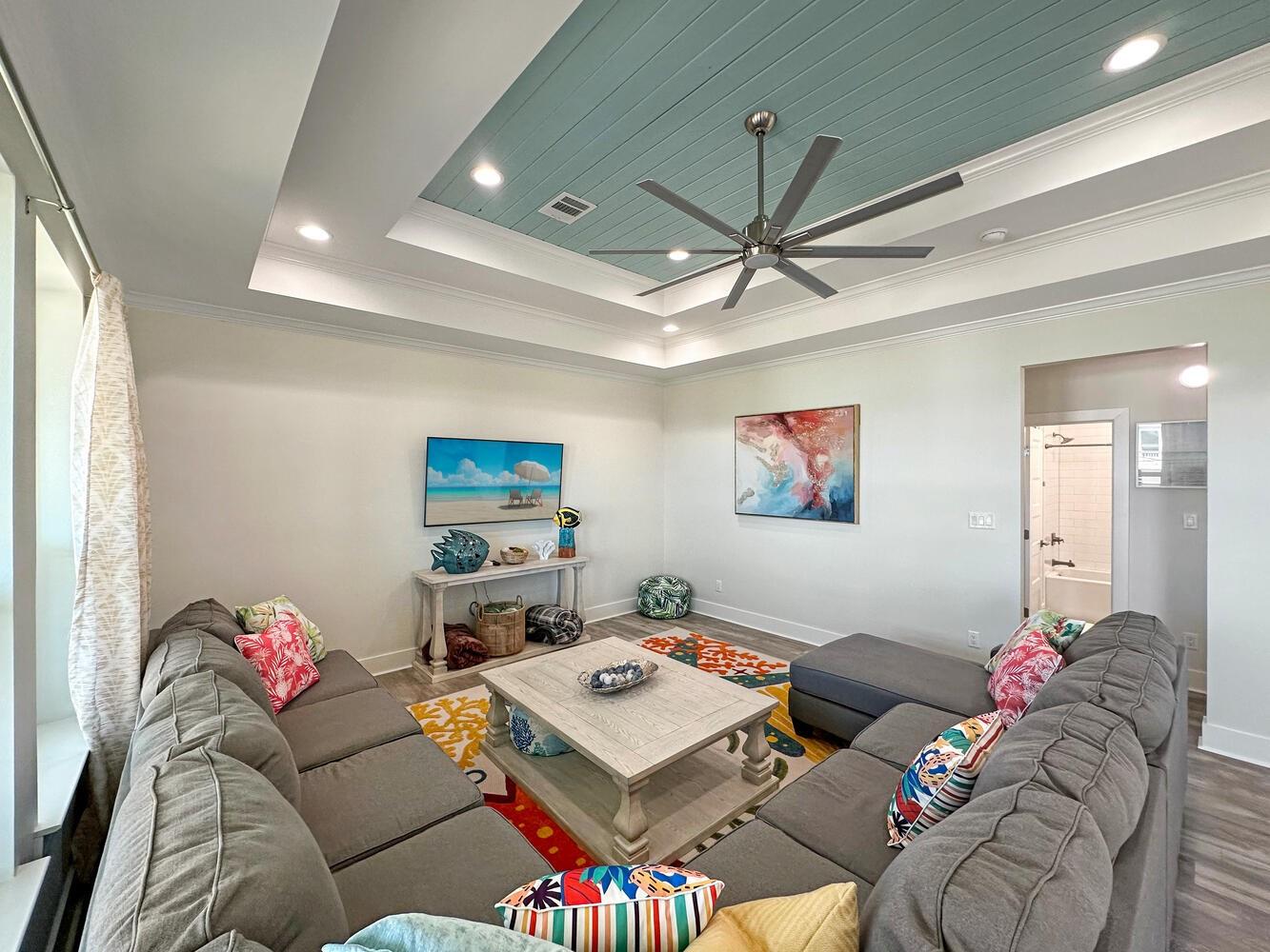 917 Westview
