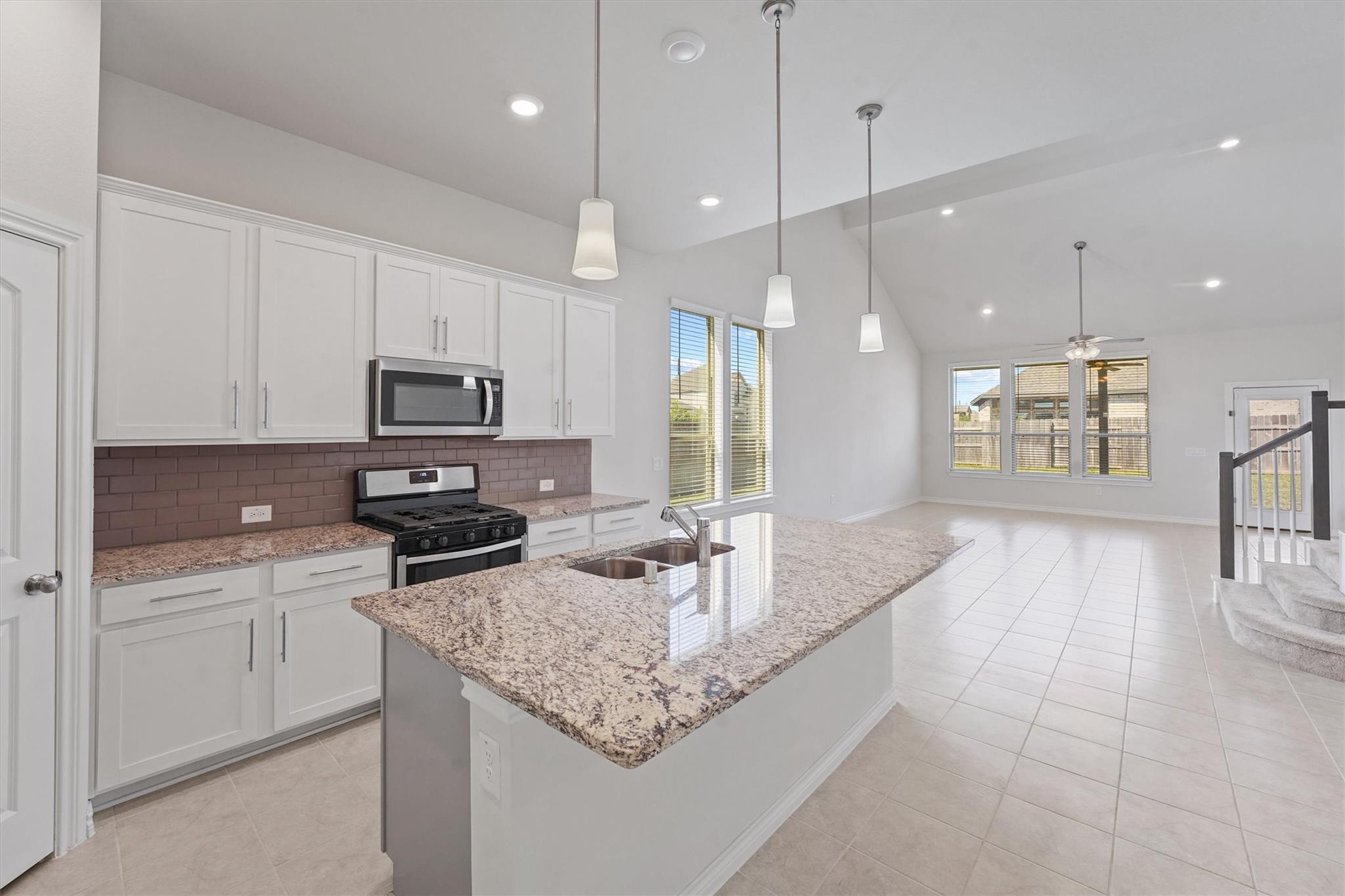7203 Buckthorn Hollow Trail