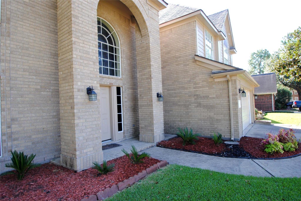 Photo of 6022 S Trafalgar Court, Katy, TX 77449 (MLS # 88013516)