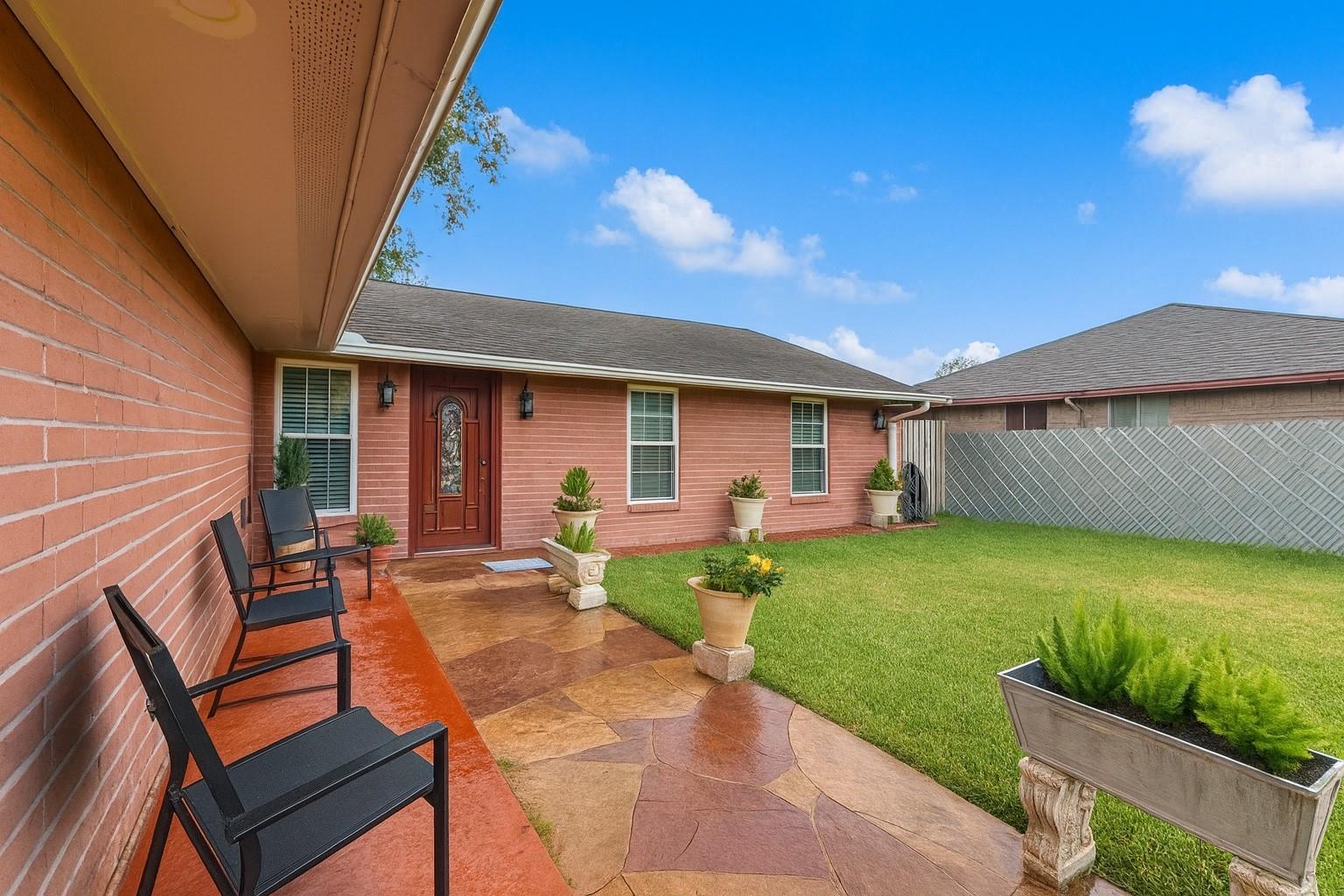 11406 Montverde Lane