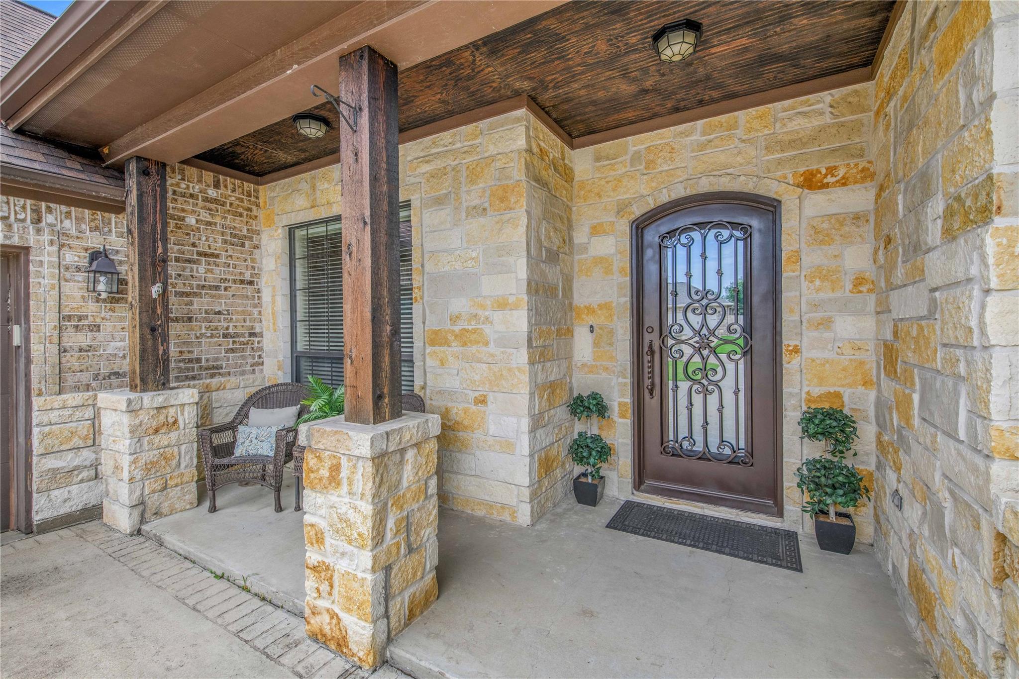 2491 Newark Circle