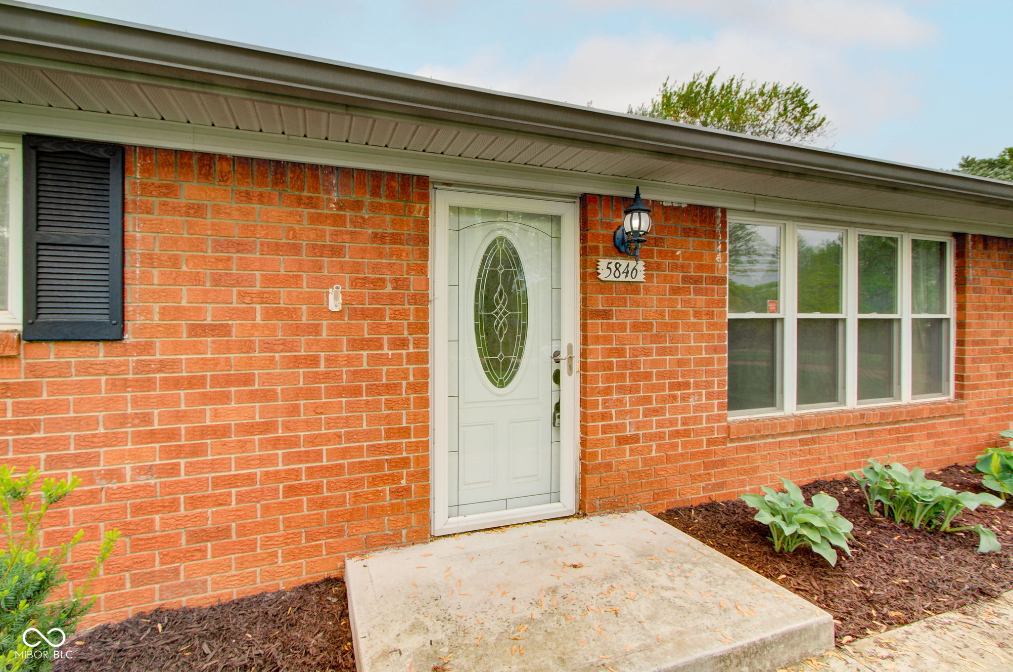 5846 Linton Lane