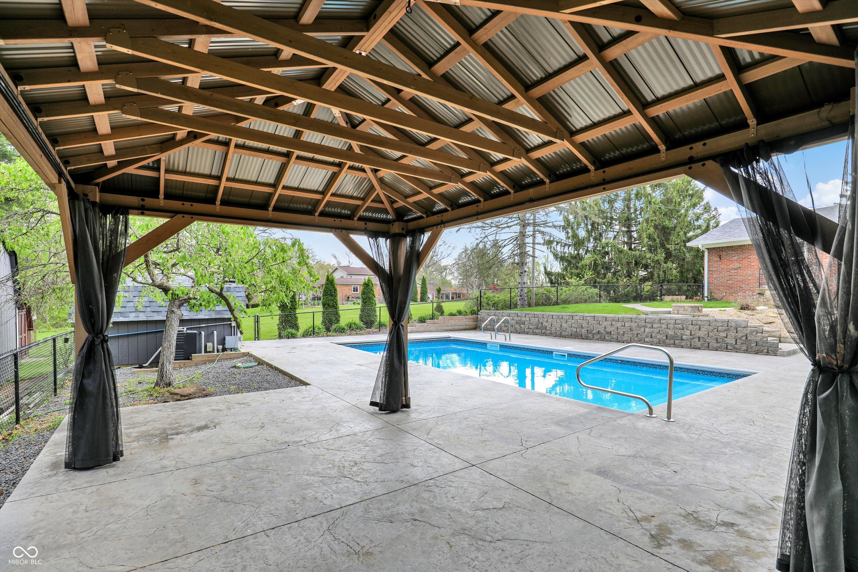 5293 Green Hills Drive