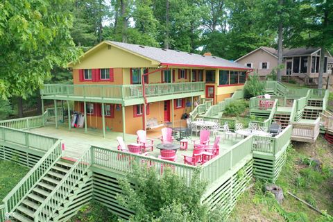 Photo of 1908 Lee Kay Drive, Rockville, IN 47872 (MLS # 22102596)