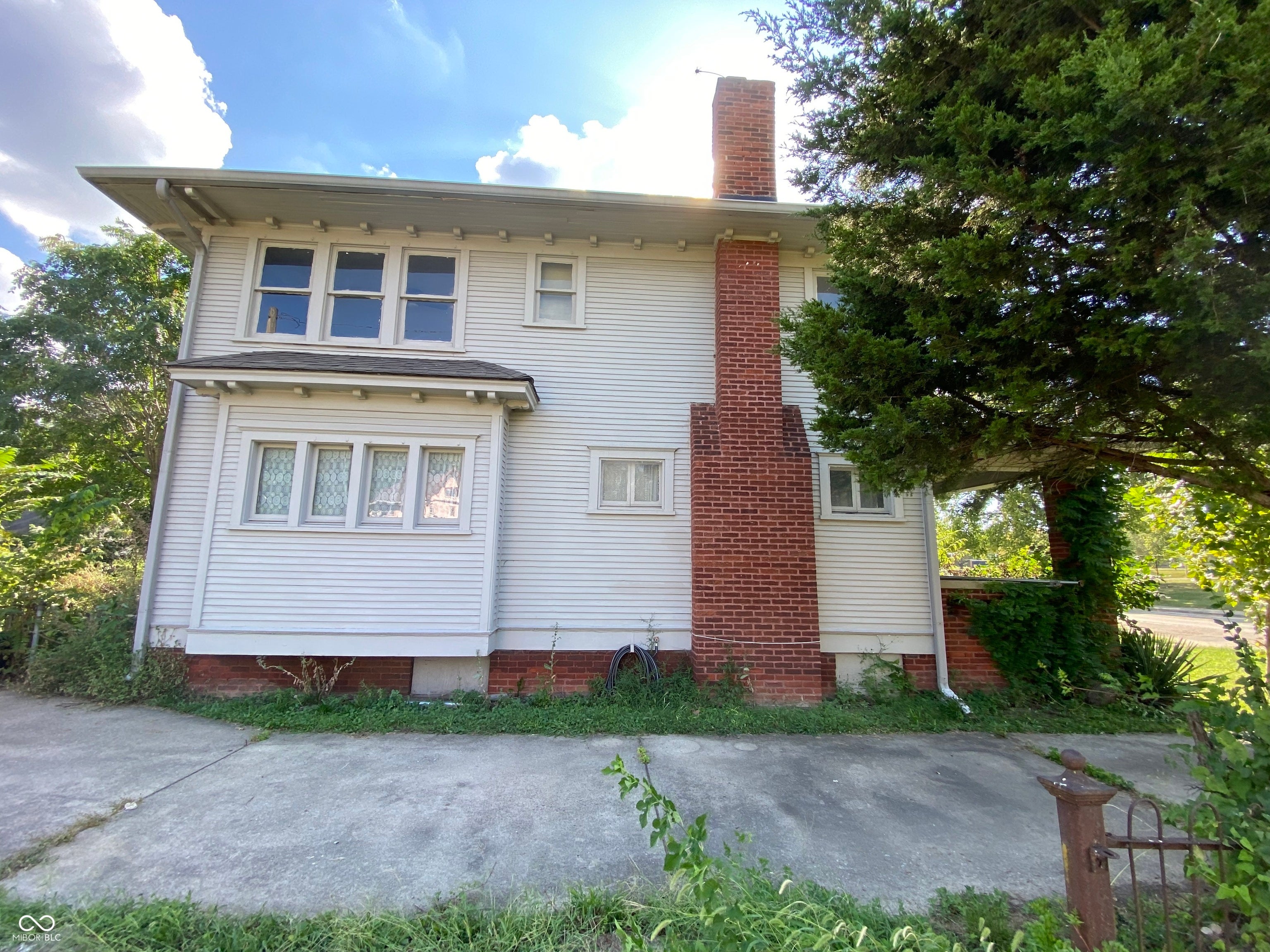 1425 Fairfield Avenue