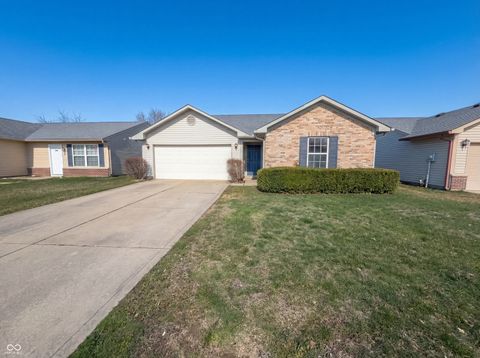 Photo of 6654 Hazelhatch Drive, Indianapolis, IN 46268 (MLS # 22089486)