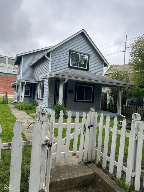Photo of 726 Dorman Street, Indianapolis, IN 46202 (MLS # 22092482)