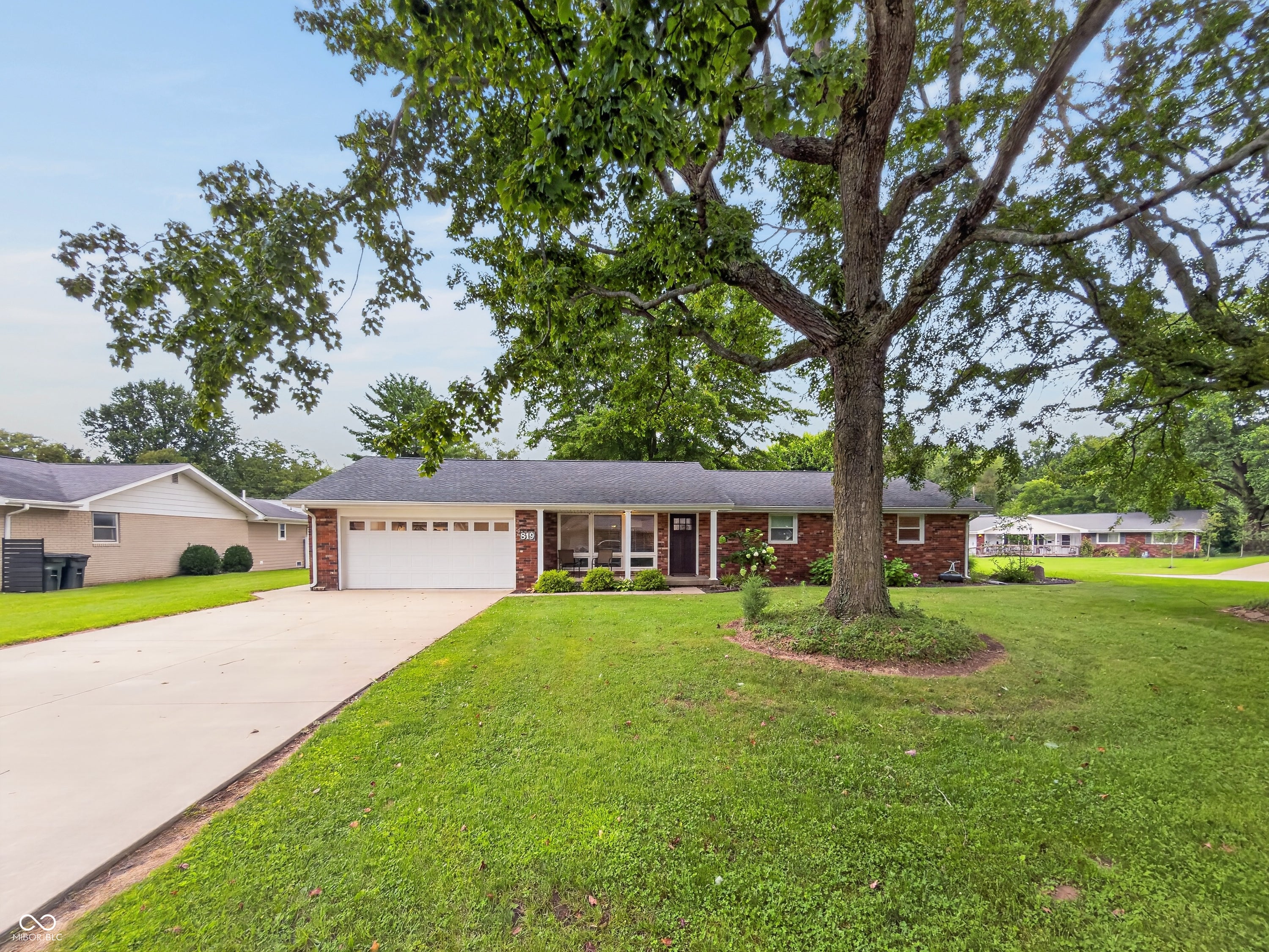 819 Greenbriar Drive