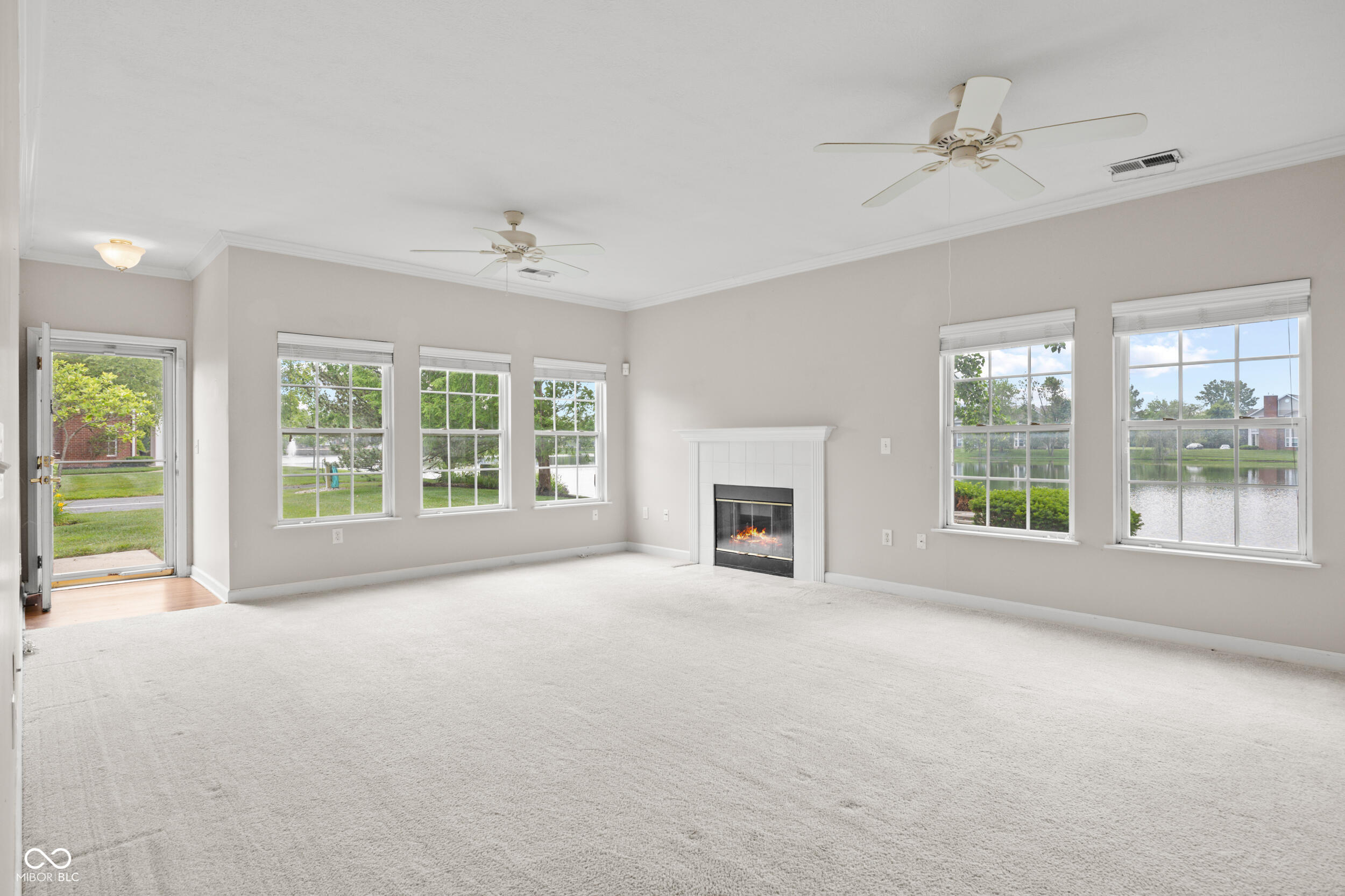 1423 Sierra Spring A
