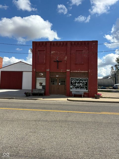 120 Maple Street Dana IN 47847