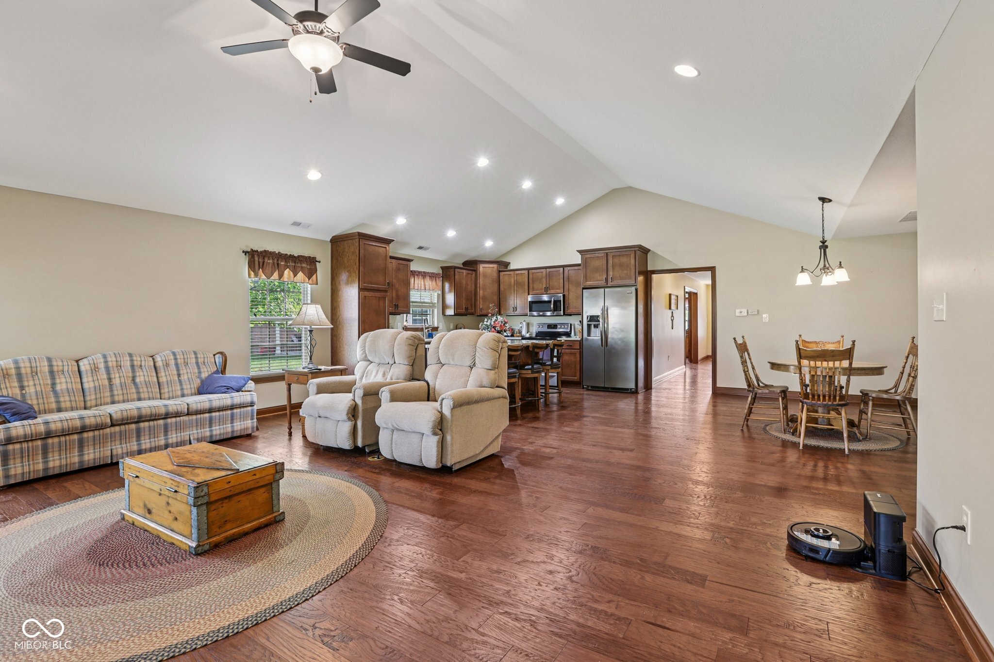 4942 W Congress Cove