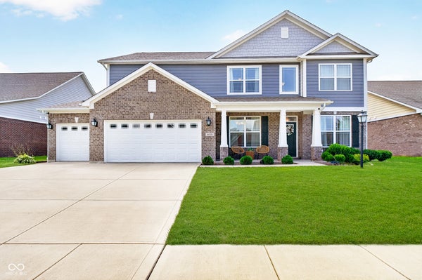 6125 BURGIN DR, WHITESTOWN, IN 46075 - Image 00b49ba7fe31eb6026c9df6c2ff53e7b/594738876