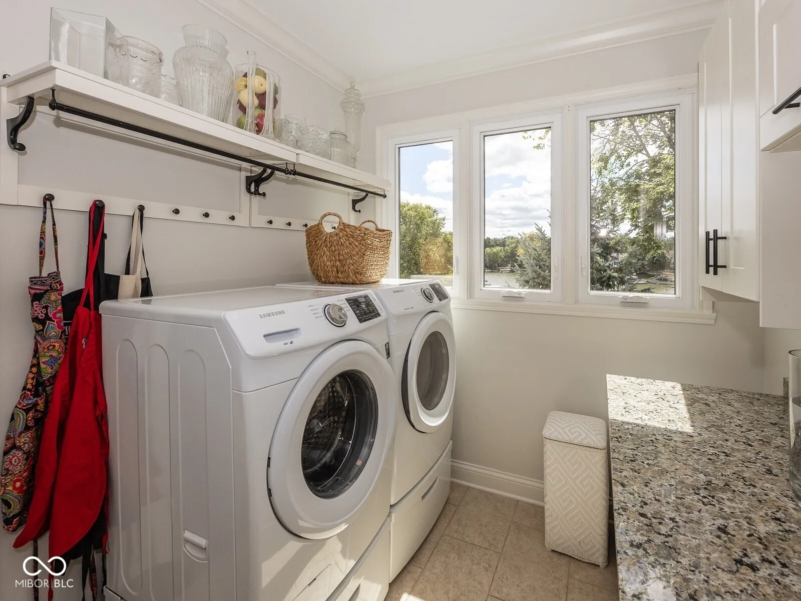 Indianapolis, Indiana 46236, United States, 5 Bedrooms Bedrooms, ,5 BathroomsBathrooms,Residential,Active,198144