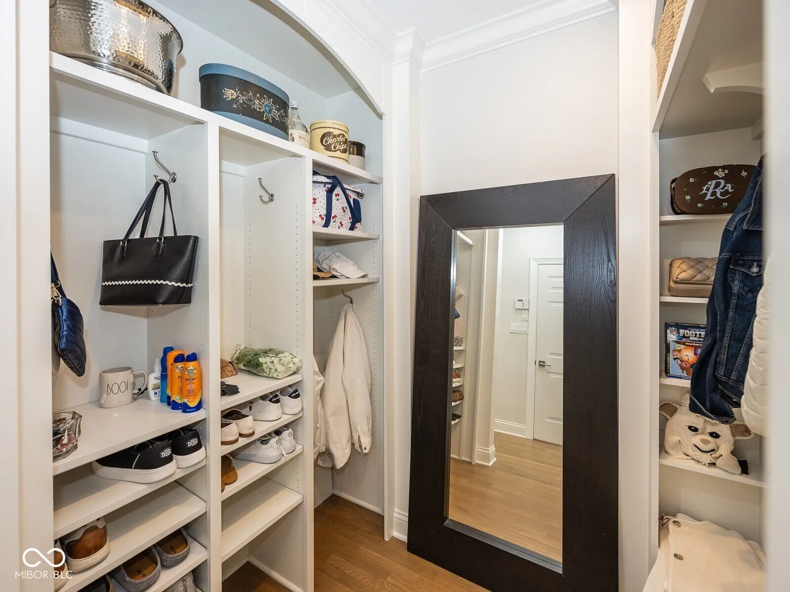 Indianapolis, Indiana 46236, United States, 5 Bedrooms Bedrooms, ,5 BathroomsBathrooms,Residential,Active,198144