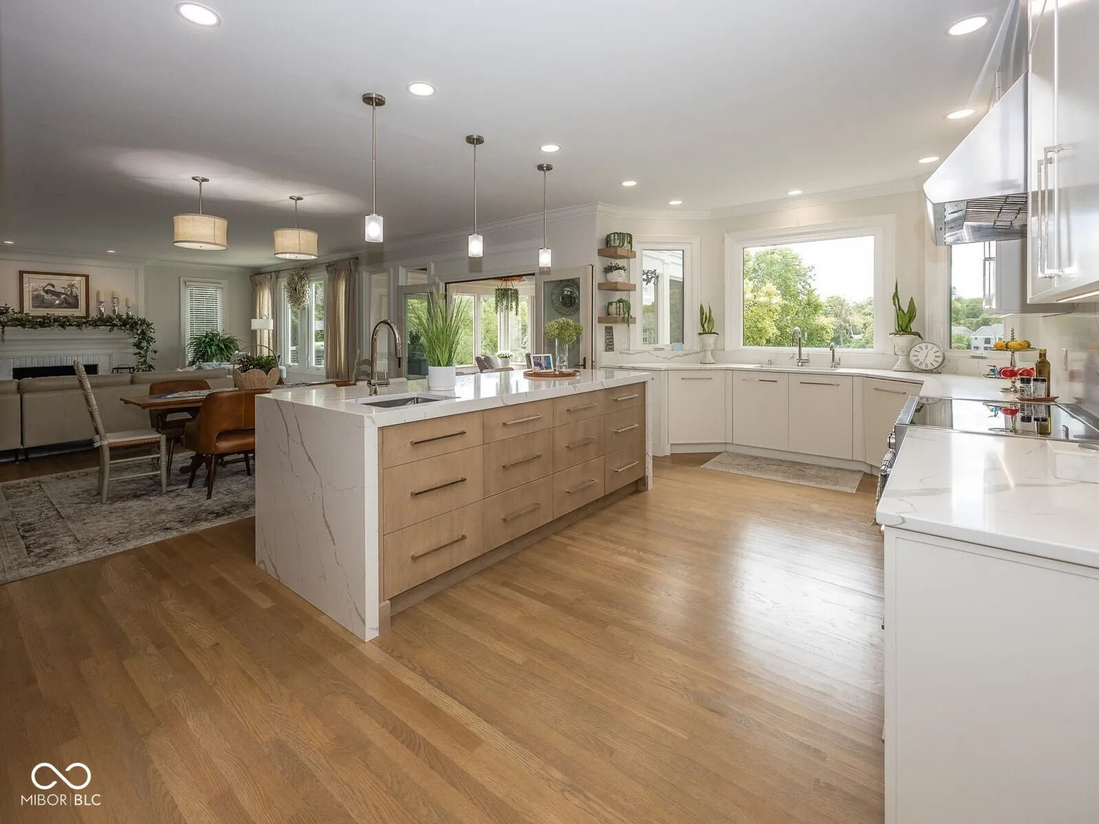 Indianapolis, Indiana 46236, United States, 5 Bedrooms Bedrooms, ,5 BathroomsBathrooms,Residential,Active,198144